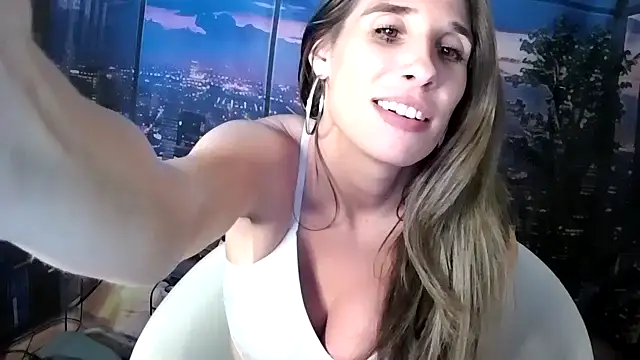 SarahStarr2020 online show from November 2025 09:46:02 PM