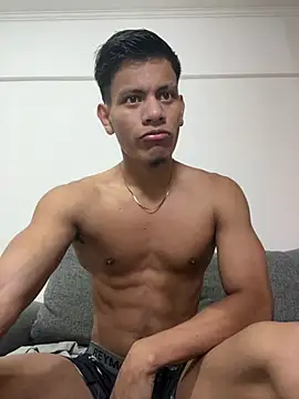 bbchocolate27 online show from April 2026 10:32:01 PM