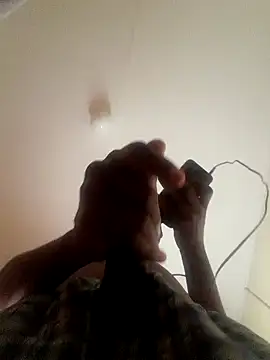 Snapshot of Gifttheskimaskboy chatting on December 2024 11:27:01 AM Gifttheskimaskboy online show from December 2024 11:27:01 AM