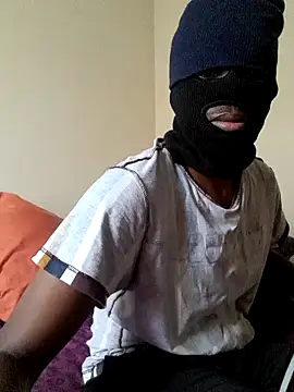 Snapshot of Gifttheskimaskboy chatting on February 2025 11:44:02 AM Gifttheskimaskboy online show from February 2025 11:44:02 AM