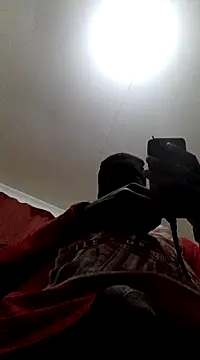 Snapshot of Gifttheskimaskboy chatting on March 2025 11:39:02 PM Gifttheskimaskboy online show from March 2025 11:39:02 PM