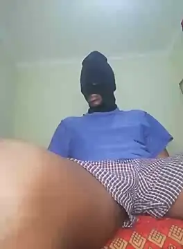 Snapshot of Gifttheskimaskboy chatting on October 2025 09:01:01 PM Gifttheskimaskboy online show from October 2025 09:01:01 PM