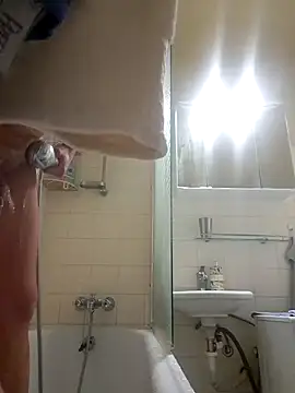 Snapshot of TheHardone_29 chatting on February 2025 11:44:01 PM TheHardone 29 online show from February 2025 11:44:01 PM