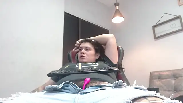 snowflake xxx online show from November 2025 03:12:01 AM