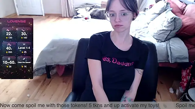 Snapshot of Plantbabeee chatting on February 2025 05:40:02 PM Plantbabeee online show from February 2025 05:40:02 PM