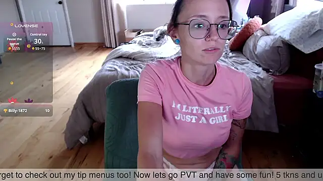 Snapshot of Plantbabeee chatting on September 2025 05:56:01 PM Plantbabeee online show from September 2025 05:56:01 PM