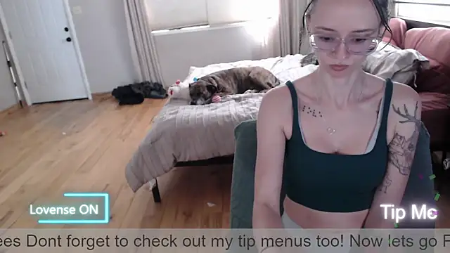 Snapshot of Plantbabeee chatting on May 2026 05:30:02 PM Plantbabeee online show from May 2026 05:30:02 PM