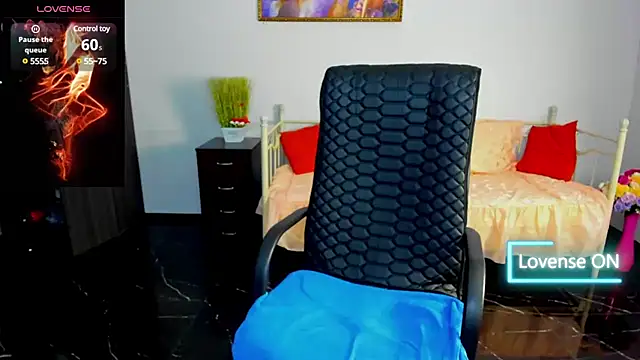 Julia Dean online show from March 2025 01:09:02 PM