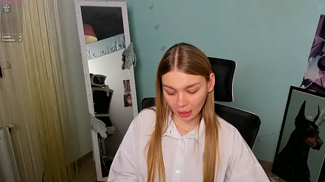 Molly sweetie online show from January 2025 09:59:02 AM