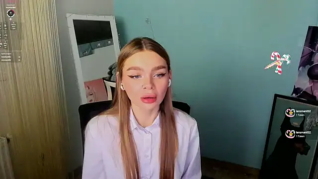 Molly sweetie online show from January 2025 10:17:01 AM