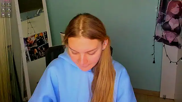 Molly sweetie online show from March 2025 07:25:02 AM