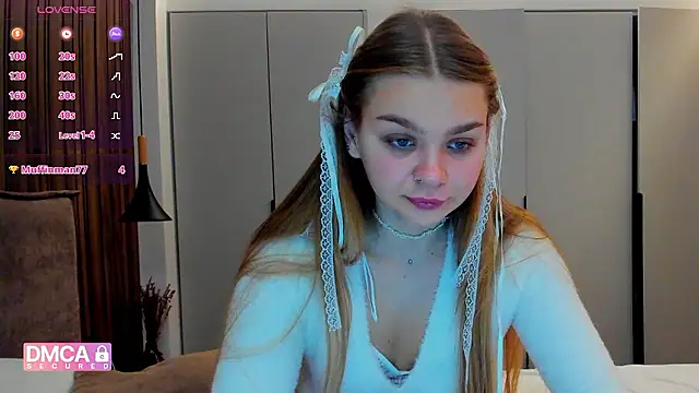 Molly sweetie online show from November 2025 07:30:01 AM