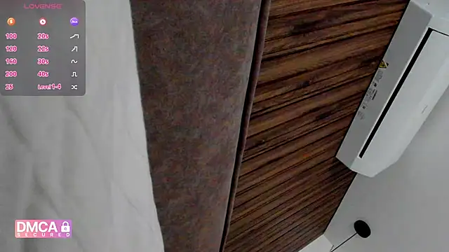 Molly sweetie online show from November 2025 07:32:01 AM