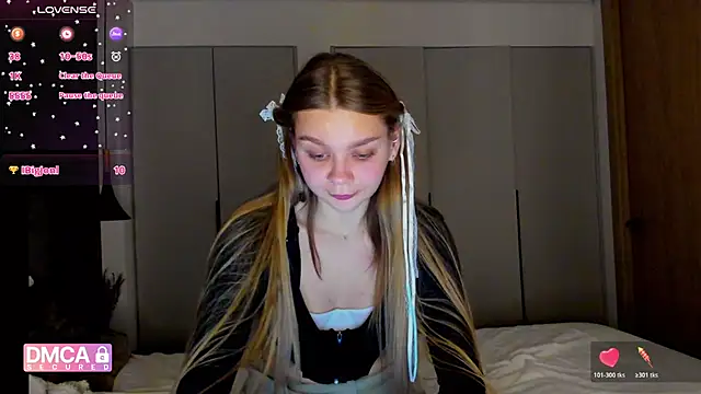 Molly sweetie online show from December 2025 07:33:02 PM