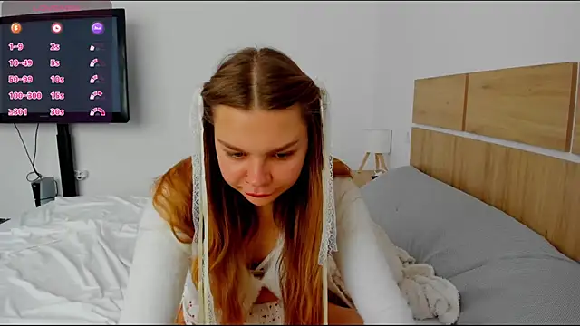 Molly sweetie online show from April 2026 06:21:01 AM