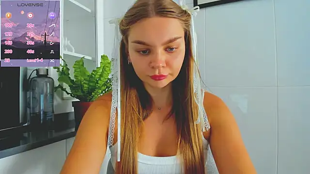 Molly sweetie online show from July 2026 03:07:01 PM
