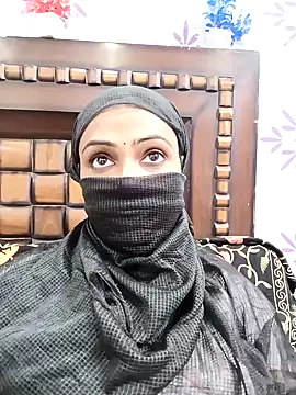 Snapshot of Yours-Bebo chatting on January 2025 12:42:01 PM Yours-Bebo online show from January 2025 12:42:01 PM