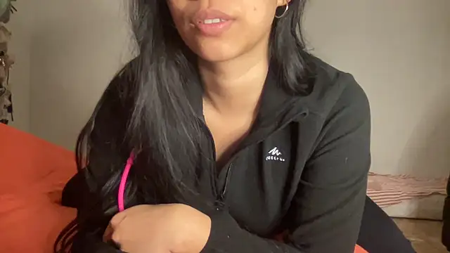 Dulce latingirl online show from March 2025 09:47:02 PM