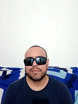 ElSunEagle online show from May 2026 02:27:01 AM