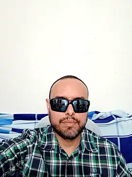 ElSunEagle online show from May 2026 02:31:01 AM