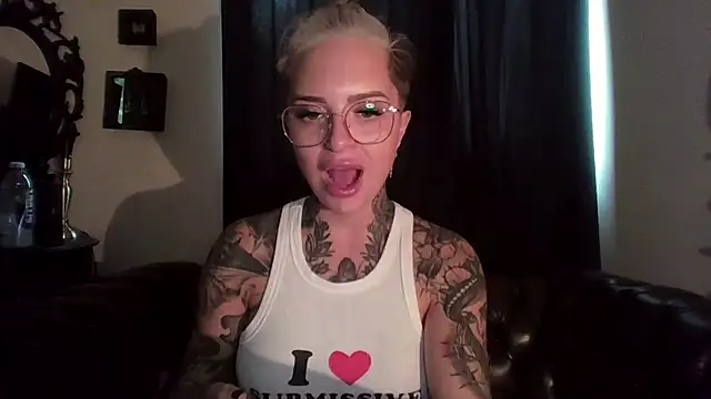 Rubyrichhxo online show from September 2025 10:25:02 AM