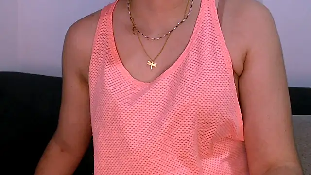 sofi-rojas1 online show from February 2026 08:42:01 AM