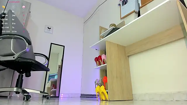 dakofeet online show from October 2025 07:55:01 PM