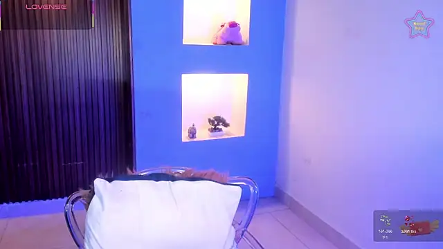 BlakmillerrGilson online show from February 2026 06:48:01 PM