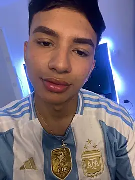 Leonarrrd 01 online show from February 2025 05:51:02 AM