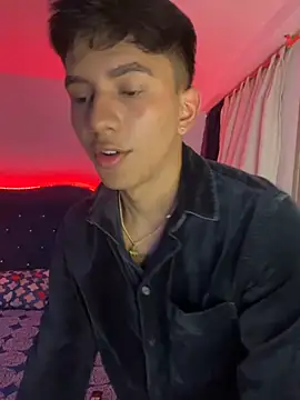 Leonarrrd 01 online show from February 2025 03:20:01 AM