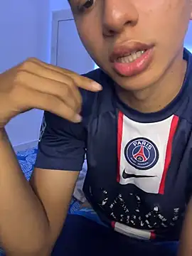 Leonarrrd 01 online show from February 2025 03:12:01 AM