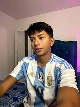 Leonarrrd 01 online show from October 2025 02:09:02 AM