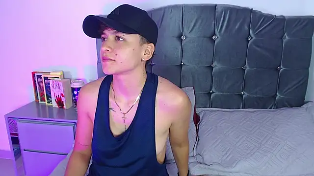 Snapshot of Antonella_Cruz02 chatting on July 2026 03:31:02 AM Antonella Cruz02 online show from July 2026 03:31:02 AM