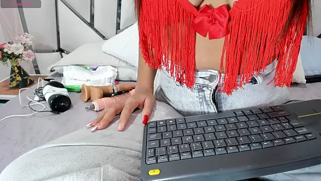  aurora18  online show from September 2025 03:11:01 AM