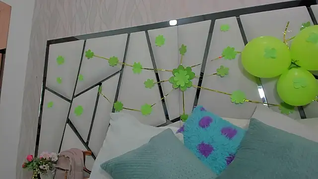  aurora18  online show from March 2026 03:09:02 AM