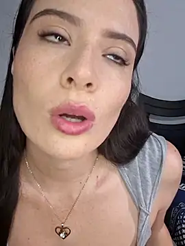 Zoe Clark  online show from February 2026 06:48:01 PM