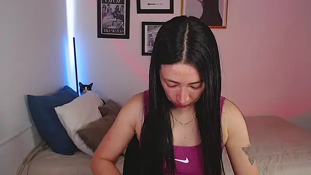 Snapshot of lilyy_evanss chatting on February 2025 07:48:02 PM lilyy evanss online show from February 2025 07:48:02 PM