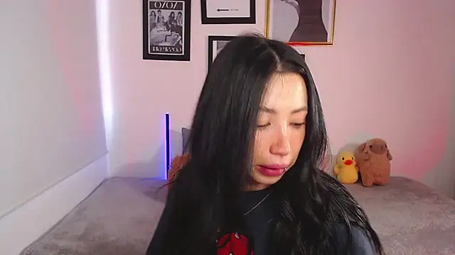 Snapshot of lilyy_evanss chatting on March 2025 10:06:02 PM lilyy evanss online show from March 2025 10:06:02 PM