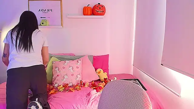 Snapshot of lilyy_evanss chatting on October 2025 09:10:02 PM lilyy evanss online show from October 2025 09:10:02 PM