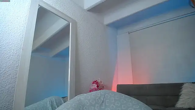 Lucy Princes online show from November 2025 09:32:02 AM