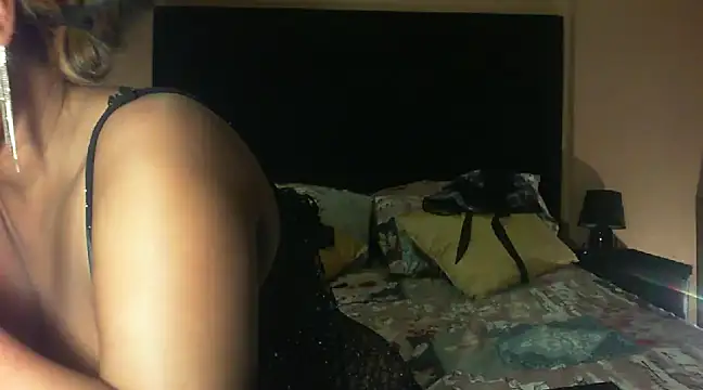 bustyfancybb online show from December 2024 02:01:02 AM