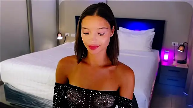 Snapshot of wow_Mia chatting on February 2025 05:13:02 AM wow Mia online show from February 2025 05:13:02 AM