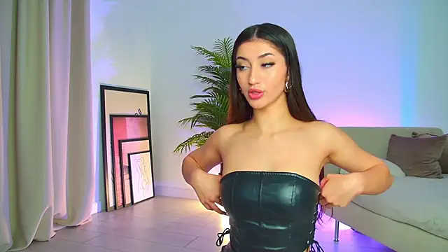 Snapshot of alissa_foxx chatting on June 2026 09:21:02 PM alissa foxx online show from June 2026 09:21:02 PM