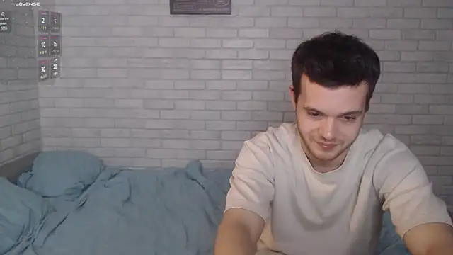 Fuckyoursecretary69 online show from January 2025 02:02:02 PM