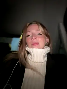 LoraaDoll online show from September 2025 04:10:02 PM