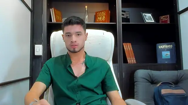 EdwardRoss  online show from March 2025 12:04:02 PM