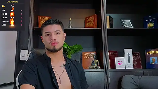 EdwardRoss  online show from September 2025 09:06:02 PM