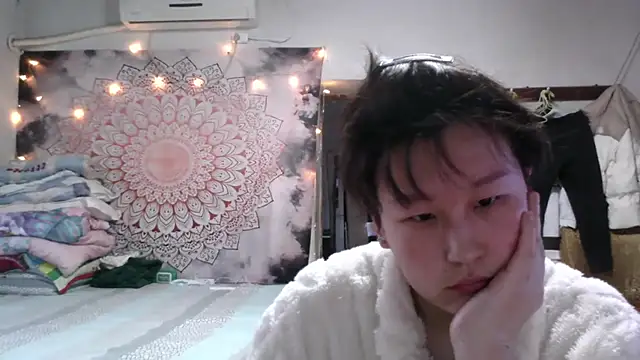 Snapshot of XiaNa2023 chatting on December 2024 08:55:02 AM XiaNa2023 online show from December 2024 08:55:02 AM