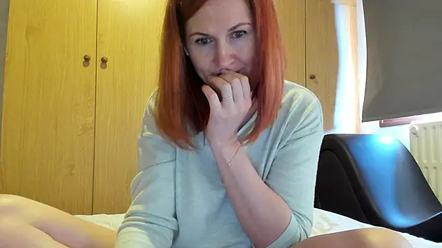 Sheandhim23 online show from February 2025 09:22:02 AM