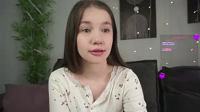 AmiLewis online show from January 2025 01:08:01 AM